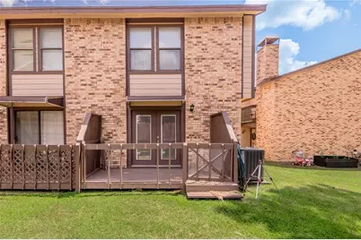2521 Crosstimbers Street #B1, Huntsville, TX 77320 - Photo 34