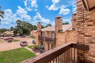 2521 Crosstimbers St, Huntsville, TX 77320 - Photo 24