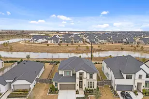 31518 Bramble Holw Ct, Fulshear, TX 77441 - Photo 2