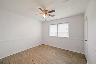 1606 Mabry Mill Rd, Houston, TX 77062 - Photo 24