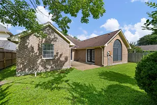 1606 Mabry Mill Rd, Houston, TX 77062 - Photo 28