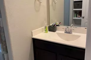 210 Woodside Ct, Clute, TX 77531 - Photo 24