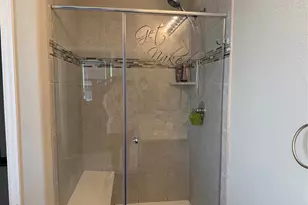 210 Woodside Ct, Clute, TX 77531 - Photo 20