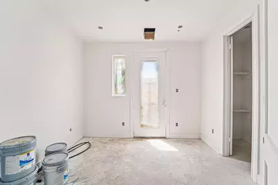 627 Mazal Lane, Houston, TX 77009 - Photo 14