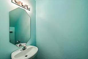 158 Bristol Bend Ln, Dickinson, TX 77539 - Photo 16