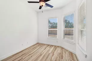 9738 Roaring River Fls Ln, Porter, TX 77365 - Photo 20