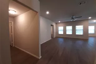 221 Stalwart Hl Trl, Magnolia, TX 77354 - Photo 2