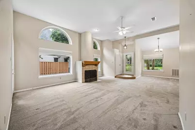 46 Lakeridge Drive, The Woodlands, TX 77381 - Photo 6