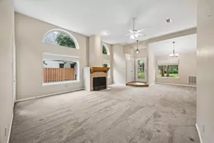 46 Lakeridge Dr, The Woodlands, TX 77381 - Photo 6