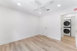 76 Woodhaven Wood Dr, The Woodlands, TX 77380 - Photo 34