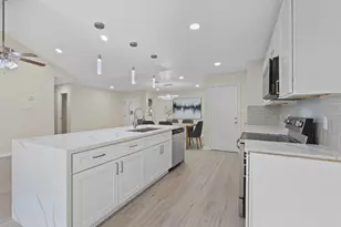 335 Haymarket Ln, Houston, TX 77015 - Photo 10