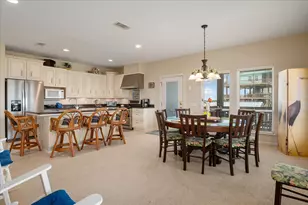 138 Verdia Dr, Crystal Beach, TX 77650 - Photo 8