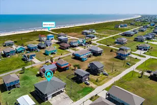 138 Verdia Dr, Crystal Beach, TX 77650 - Photo 4