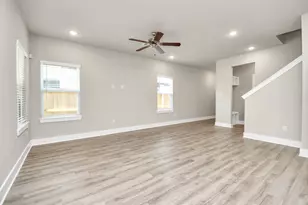 21035 Bay Vlg Dr, Cypress, TX 77433 - Photo 4