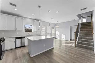 8211 James Franklin St, Houston, TX 77088 - Photo 8