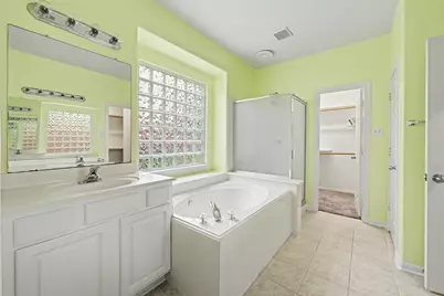 5711 Shady Hollow Court, Rosharon, TX 77583 - Photo 12
