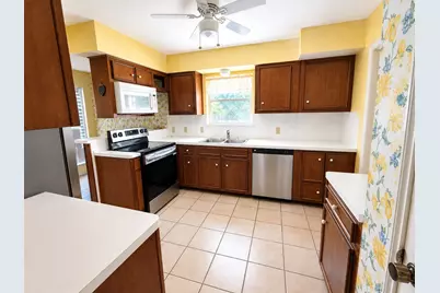 2219 S Belmont Drive, Richmond, TX 77469 - Photo 6