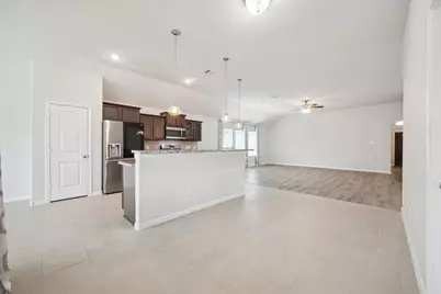 5156 Echo Falls Drive, Alvin, TX 77511 - Photo 6