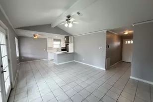 10815 Sagecrest Ln, Houston, TX 77089 - Photo 10