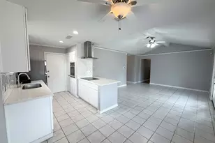 10815 Sagecrest Ln, Houston, TX 77089 - Photo 10