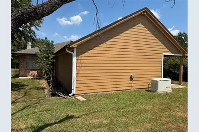 4235 Brandemere Way Street, Houston, TX 77066 - Photo 2