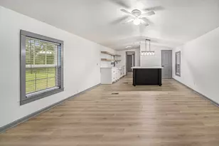 6506 N Martin Luther King Ave, Hitchcock, TX 77563 - Photo 4