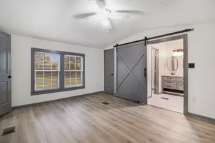 6506 N Martin Luther King Ave, Hitchcock, TX 77563 - Photo 14