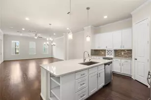 8911 Wind Springs Dr, Houston, TX 77080 - Photo 12