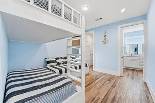 4118 Defender Ln, Galveston, TX 77554 - Photo 20