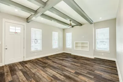 3228 Avenue R #2, Galveston, TX 77550 - Photo 4