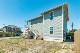 3228 Avenue R, Galveston, TX 77550 - Photo 30