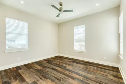 3228 Avenue R #2, Galveston, TX 77550 - Photo 16