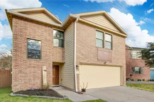 679 Fallow Ln, Alvin, TX 77511 - Photo 4