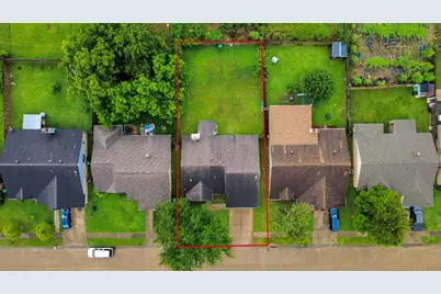 12423 Tambourine Drive, Houston, TX 77477 - Photo 6