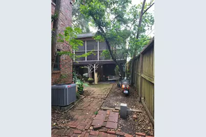 1529 Welch Street, Houston, TX 77006 - Photo 6