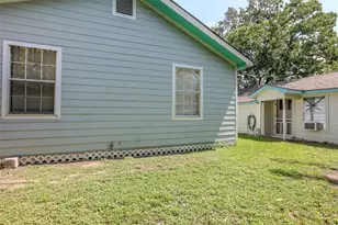 9226 E Avenue Q, Houston, TX 77012 - Photo 24