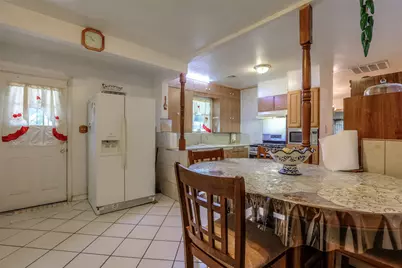 9226 E Avenue Q, Houston, TX 77012 - Photo 18