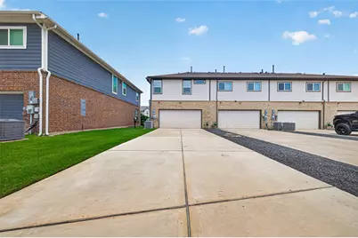8033 Scanlan Trail, Missouri City, TX 77459 - Photo 36