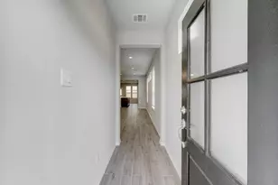 1229 Red Hills Dr, Rosharon, TX 77583 - Photo 4