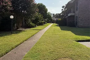 8801 Hammerly Blvd, Houston, TX 77080 - Photo 14