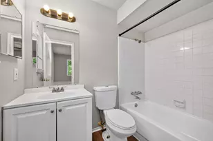9815 Kerry Glen Ln, Houston, TX 77078 - Photo 16