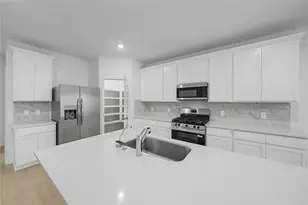 4215 Camden Lakes St, Fulshear, TX 77441 - Photo 12