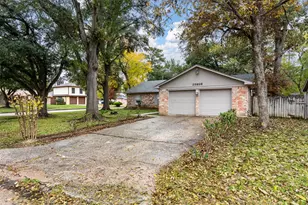 22826 Briarcreek Blvd, Spring, TX 77373 - Photo 2