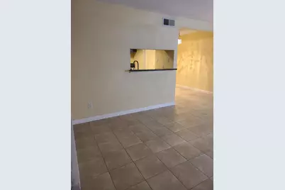 752 Memorial Mews Street #B, Houston, TX 77079 - Photo 4