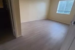 752 Memorial Mews St, Houston, TX 77079 - Photo 20