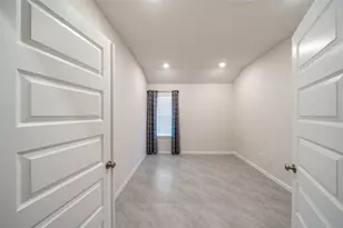 2011 Stella Pne Dr, Tomball, TX 77375 - Photo 6