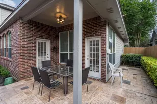 1211 Campton Ct, Houston, TX 77055 - Photo 32