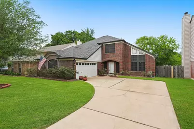 2018 Old Dixie Drive, Richmond, TX 77406 - Photo 2
