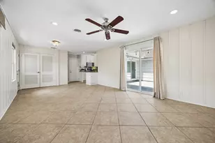 2202 Lazybrook Dr, Houston, TX 77008 - Photo 6