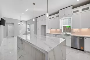 3344 Sanders St, Houston, TX 77004 - Photo 26